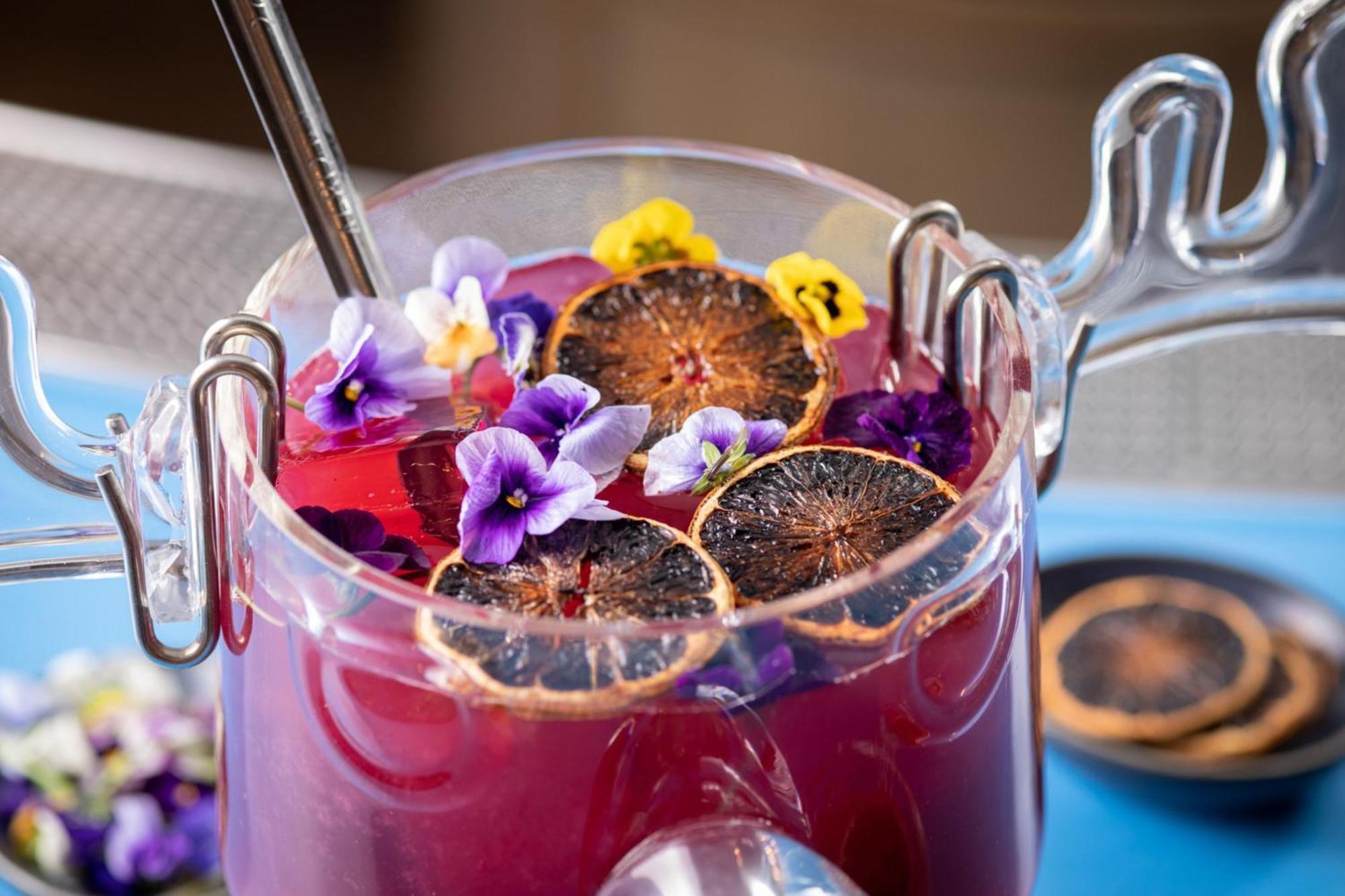 The Gwen, A Luxury Collection Hotel, Michigan Avenue Чикаго Екстериор снимка