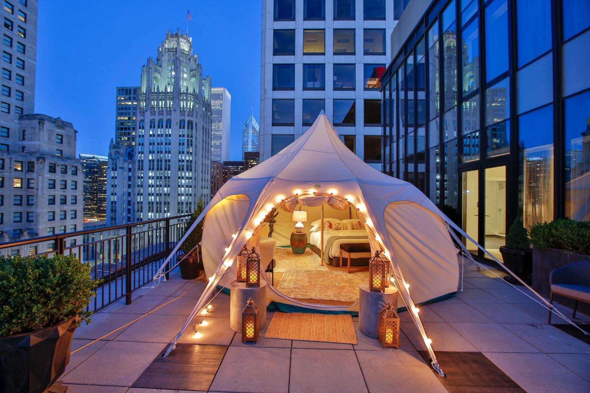 The Gwen, A Luxury Collection Hotel, Michigan Avenue Чикаго Екстериор снимка