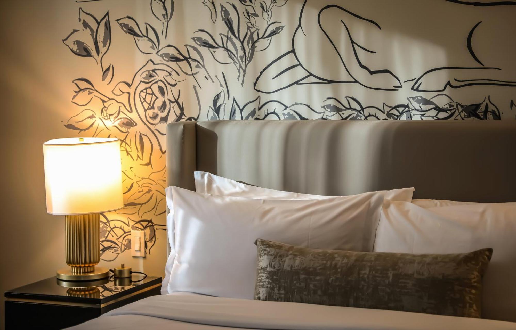 The Gwen, A Luxury Collection Hotel, Michigan Avenue Чикаго Екстериор снимка